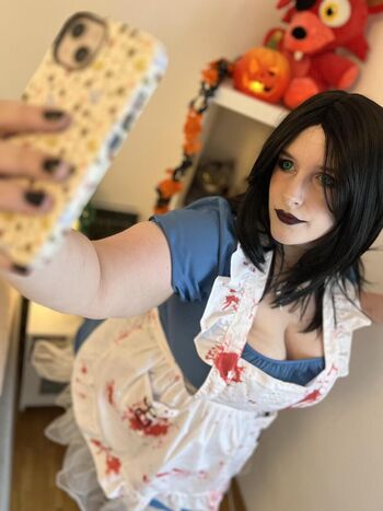 Leaked Nerdy cinnamon private photo viral onlyfans