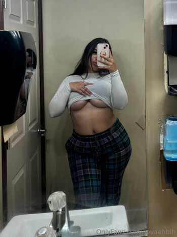 Leaked Nevaehbih private photo viral onlyfans