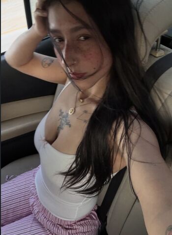 Leaked Nevaevaaaaa private photo viral onlyfans