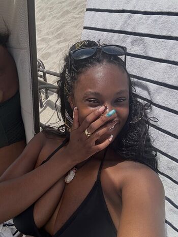 Leaked Nia sondaya page private photo viral onlyfans