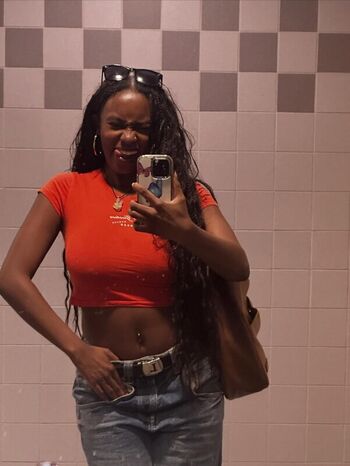 Leaked Nia sondaya private photo viral onlyfans