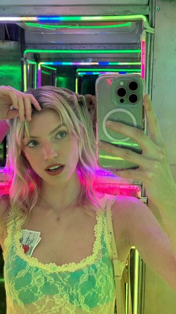 Leaked Niamh adkins private photo viral onlyfans