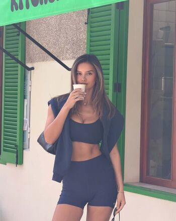Leaked Nicola cavanis page private photo viral onlyfans