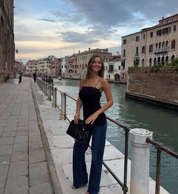 Leaked Nicola cavanis page private photo viral onlyfans