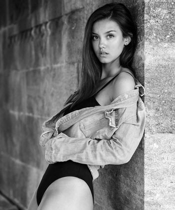 Leaked Nicola cavanis page private photo viral onlyfans