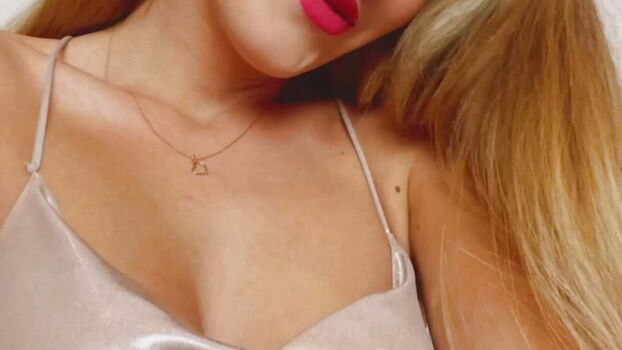 Leaked Nicole private photo viral onlyfans