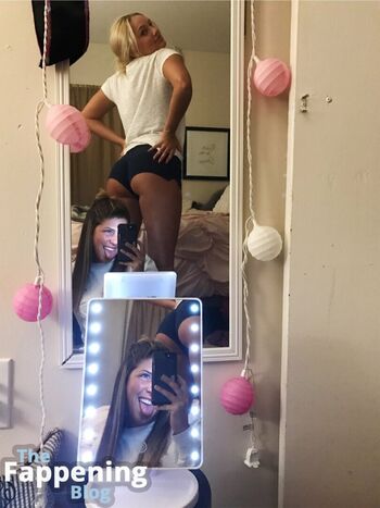  Nicole Amber Spiller