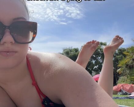 Leaked Nicole dyer private photo viral onlyfans