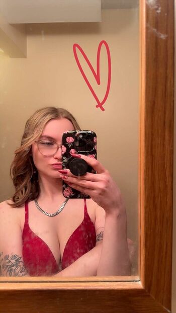 Leaked Nicolene kissinger private photo viral onlyfans