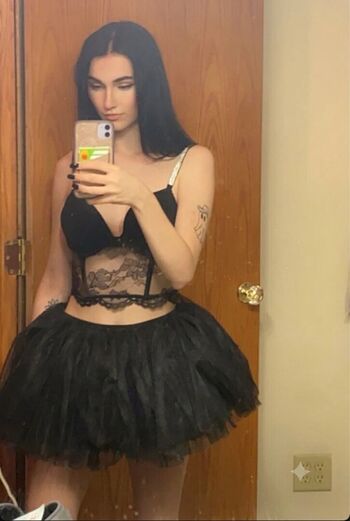 Leaked Nicolene kissinger private photo viral onlyfans