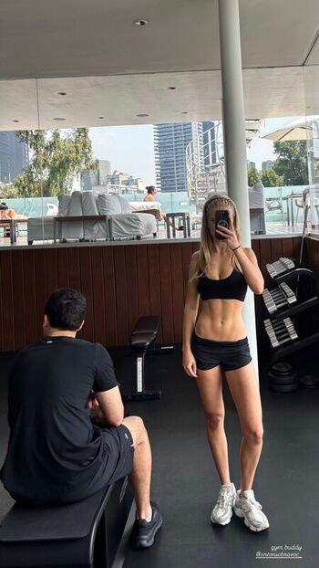Nika Karlova