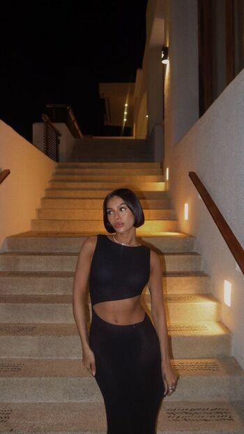 Nikki Elise