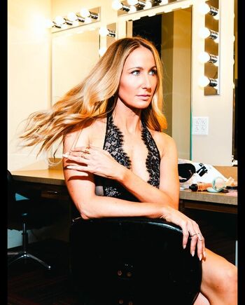 Leaked Nikki glaser page private photo viral onlyfans