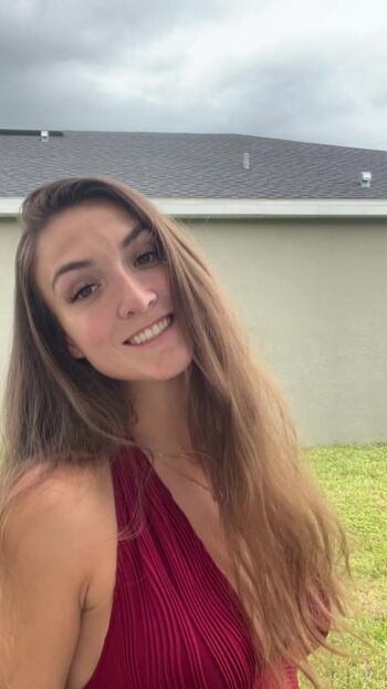NikkiiRyderr