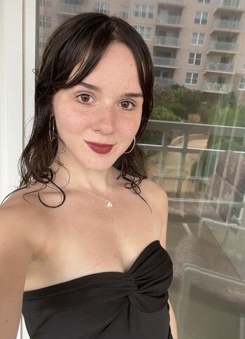 Leaked Nikkimarieromeo private photo viral onlyfans