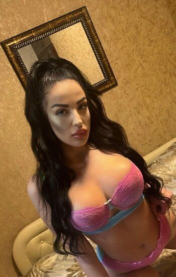 Leaked Nikolsi private photo viral onlyfans