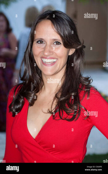 Nina Conti