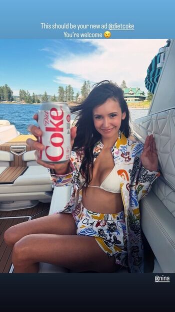Nina Dobrev