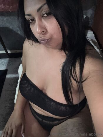 Nina Ebonyx
