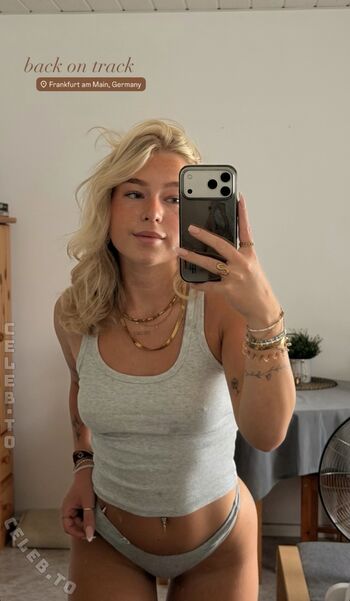 Leaked Nina kxs page private photo viral onlyfans