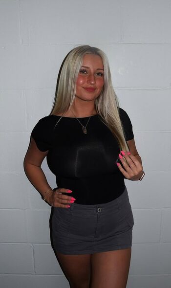 Leaked Samantha rouge/ private photo viral onlyfans