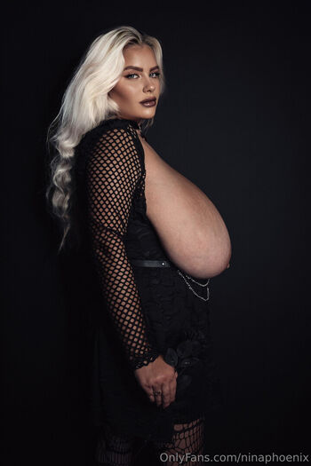 ninaphoenix