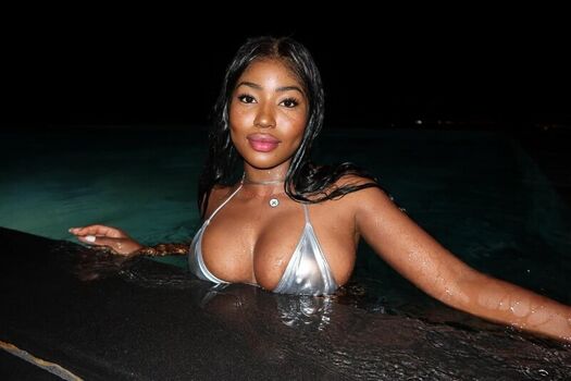Leaked Ninarari private photo viral onlyfans