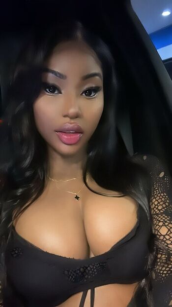 Leaked Ninarari private photo viral onlyfans