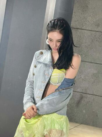 Leaked Ningning aespa private photo viral onlyfans