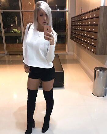 Leaked Nini oliveira private photo viral onlyfans