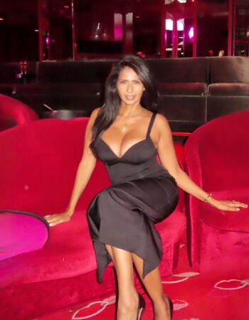 Nisha Khare
