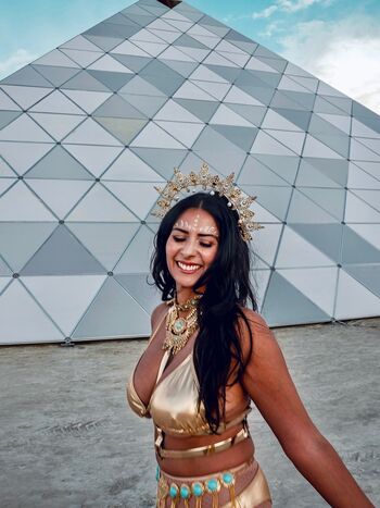 Nisha Khare