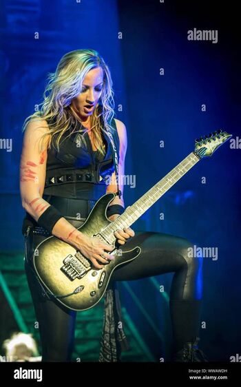 Nita Strauss