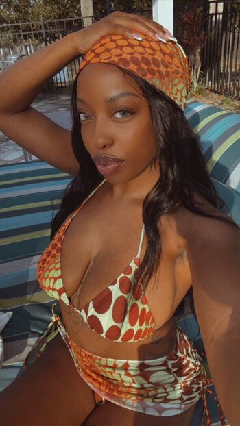 Niyah Renee