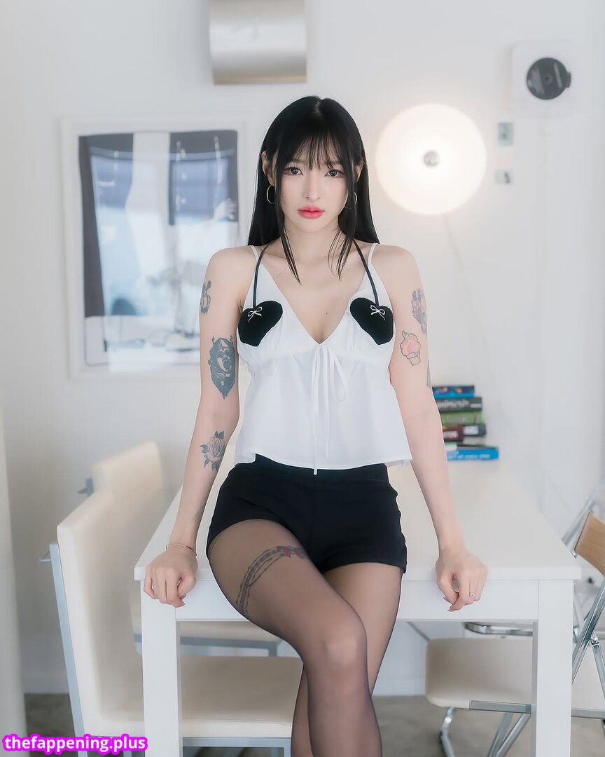 https: / nnewys ヌードOnlyFans写真 #9