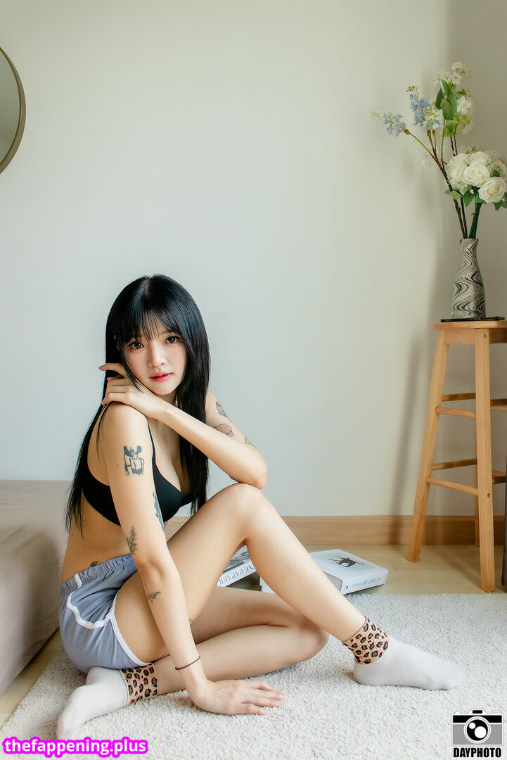 nnewy / nnewys Naken OnlyFans Foto #17