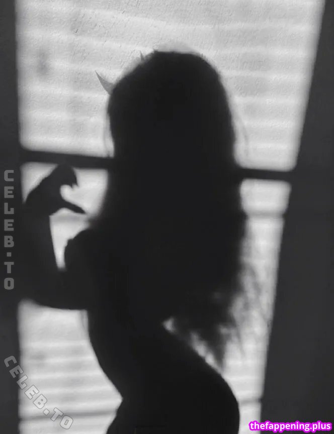 https: / kltt3y / nnyxie 裸照OnlyFans照片 #30