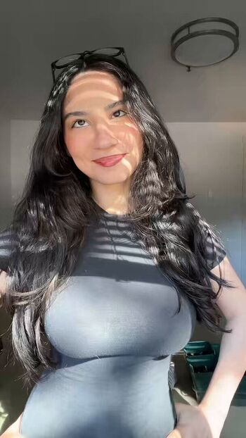 Leaked Noelializeth private photo viral onlyfans