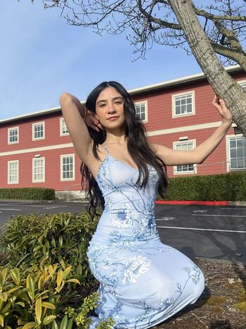 Leaked Noelializeth private photo viral onlyfans