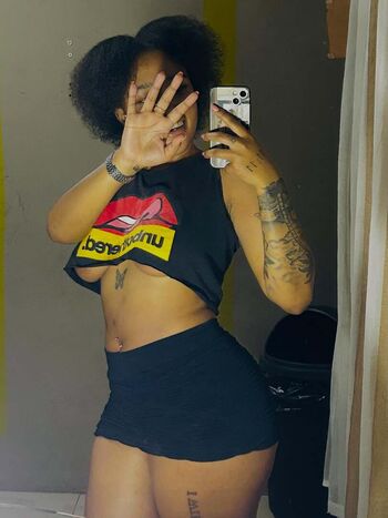 Nomonde Refiloe Mniki