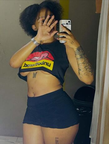 Nomonde Refiloe Mniki