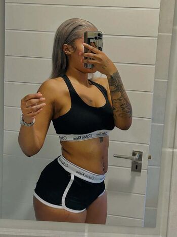 Nomonde Refiloe Mniki