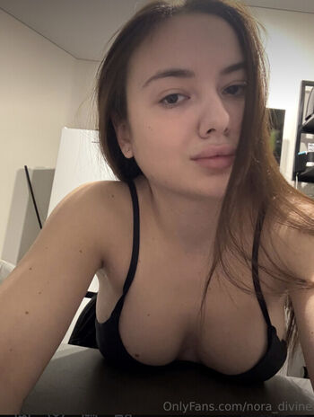 Nora_divine