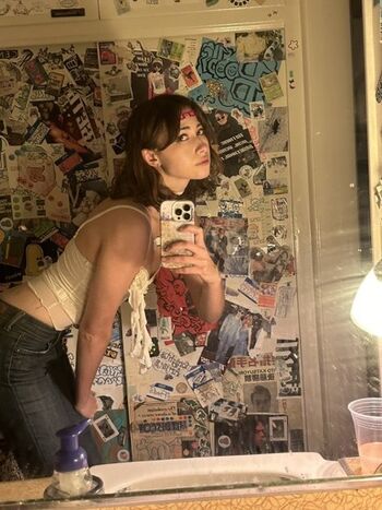 Leaked Normalfunnygirl liz private photo viral onlyfans