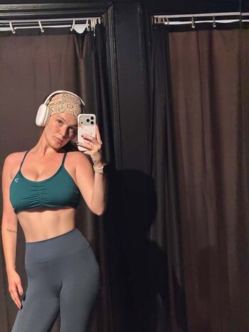 Leaked Notemilyb page private photo viral onlyfans