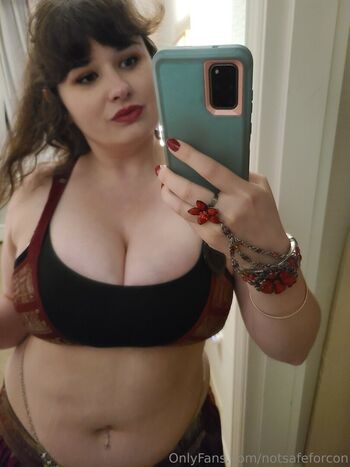 Leaked Notsafeforcon private photo viral onlyfans