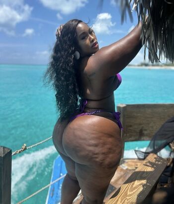Leaked Noushiex private photo viral onlyfans