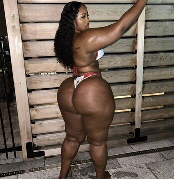 Leaked Noushiex private photo viral onlyfans