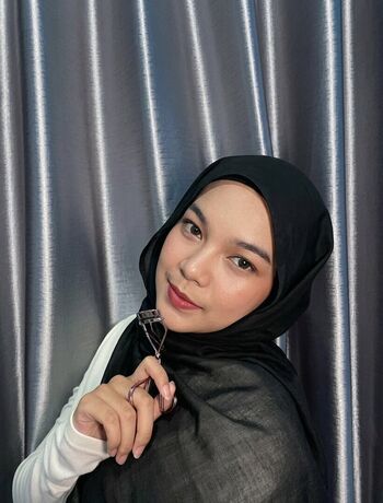 nova awalani
