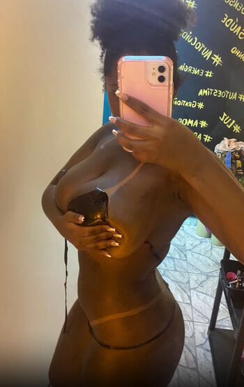Leaked Novinhas peitudas private photo viral onlyfans